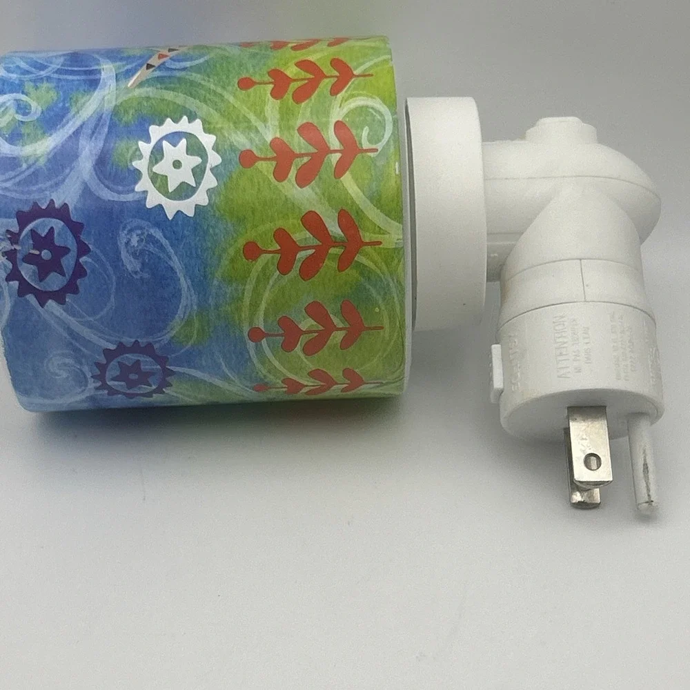 Swirly Bird Scentsy Mini Plug In Wall Warmer 15 Watt Bulb NO BOX - Picture 3 of 6